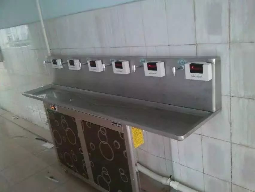 17.C1起草视频刷卡直飲水