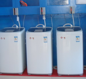 17.C1起草视频IC卡洗衣機刷卡控製器在某大學安裝現場