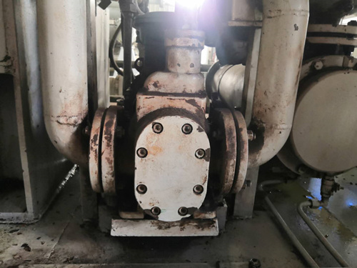 2008年安慶安力船舶使（shǐ）用我司YCB圓弧齒輪泵