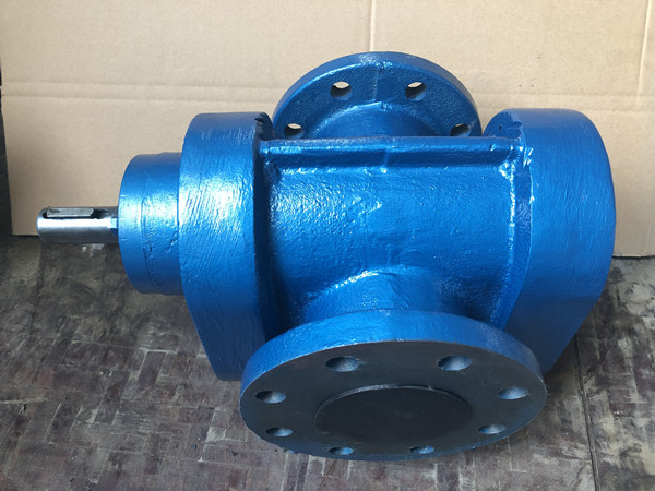 一台為冷凍機輸送含氨或氟利昂的冷凍機油的LB冷（lěng）凍機（jī）專用齒輪泵