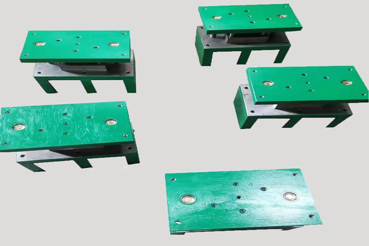 衝（chōng）壓模具廠家