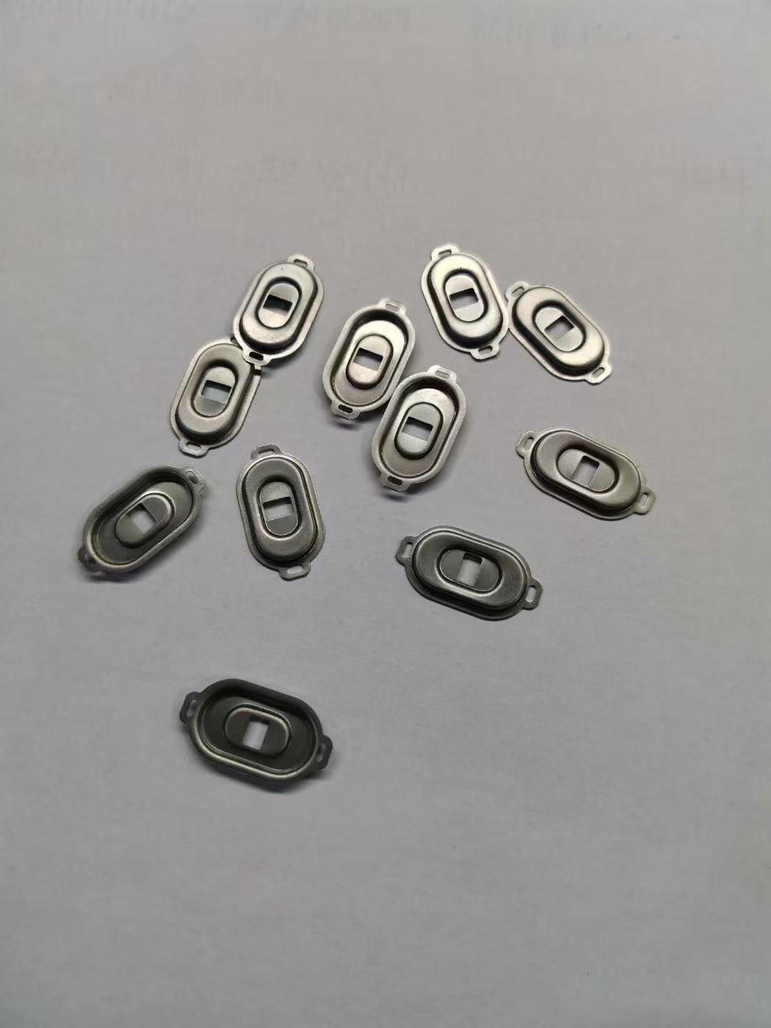 五金衝壓加工的（de）工序中模具有哪些形式